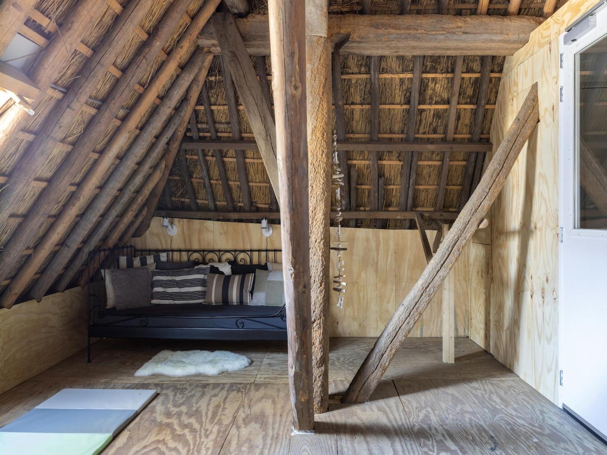 Luxuriously Restored Farmhouse With Trendy Interior Close To Sea And Forest Грут Экстерьер фото